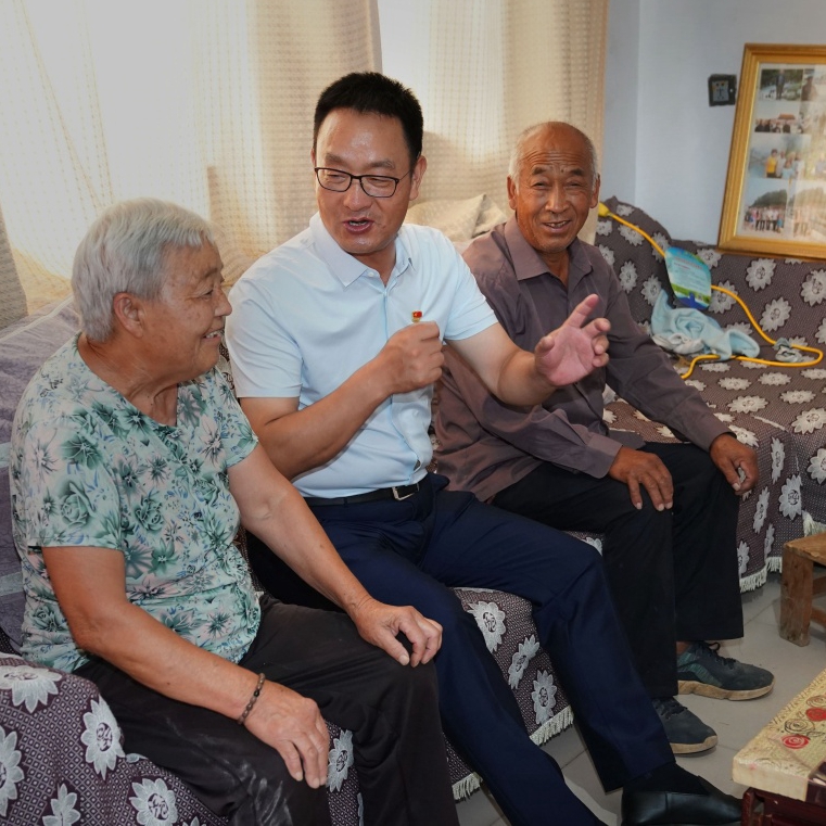 Ambitious village head goes all out to enrich hometown